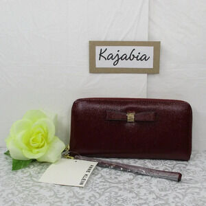 ANNE KLEIN Wallet NWT  Color Oxblood